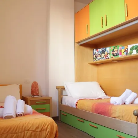 Cisano Holiday Apartment *